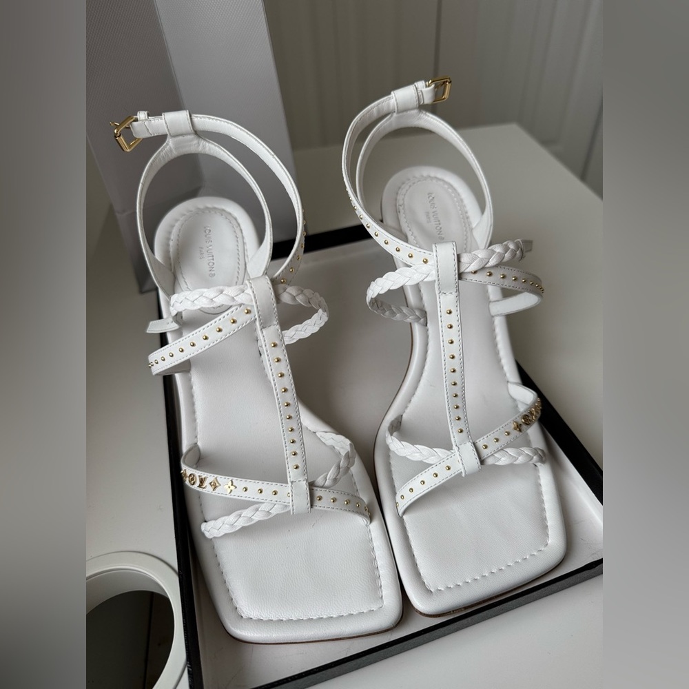 Louis Vuitton white sandal heels - Picture 1 of 3